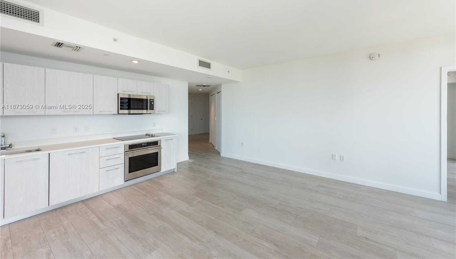 Small Image of 45 SOUTH WEST 9TH ST #3606, Miami Number 5