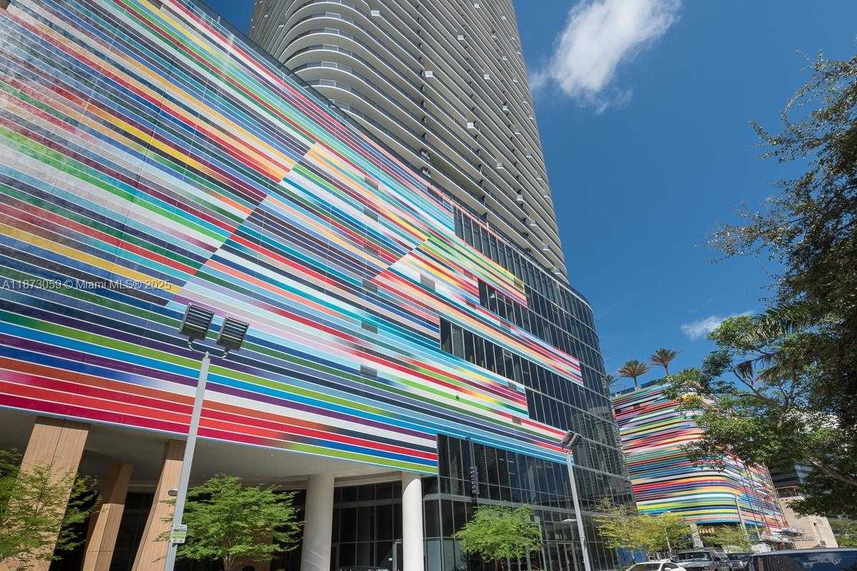 Small Image of 45 SOUTH WEST 9TH ST #3606, Miami Number 7