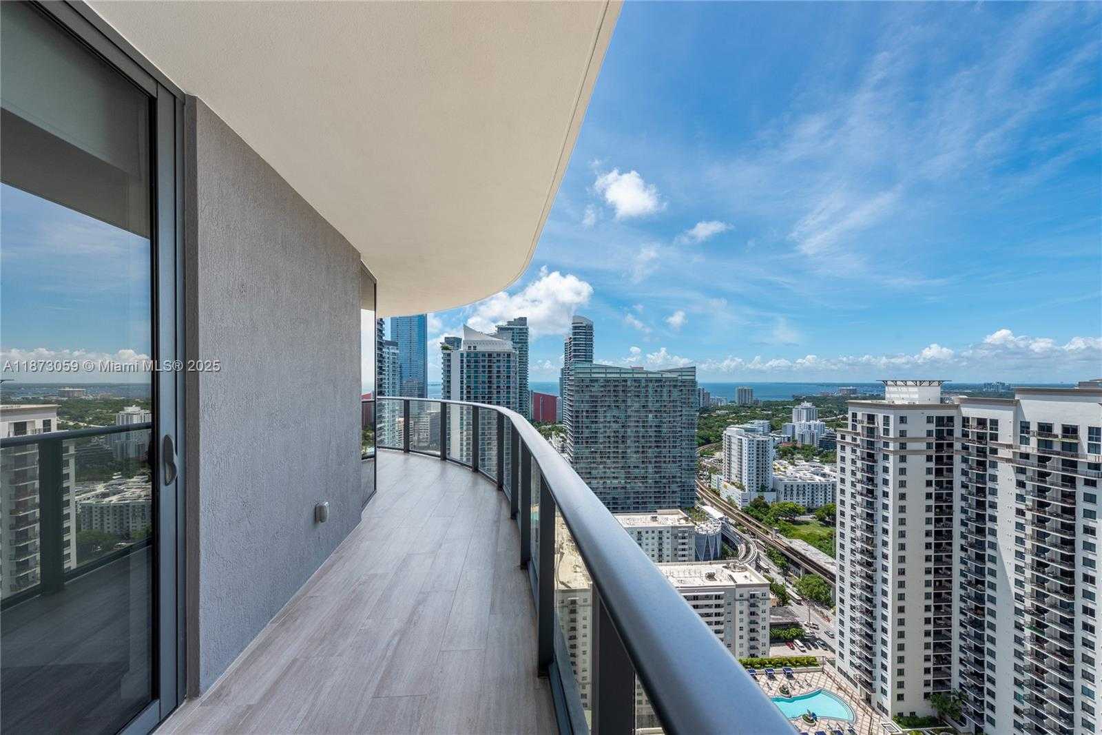 Small Image of 45 SOUTH WEST 9TH ST #3606, Miami Number 8