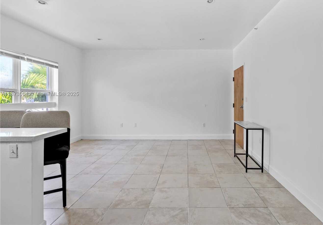 Small Image of 1542 DREXEL AVE #306, Miami Beach Number 11