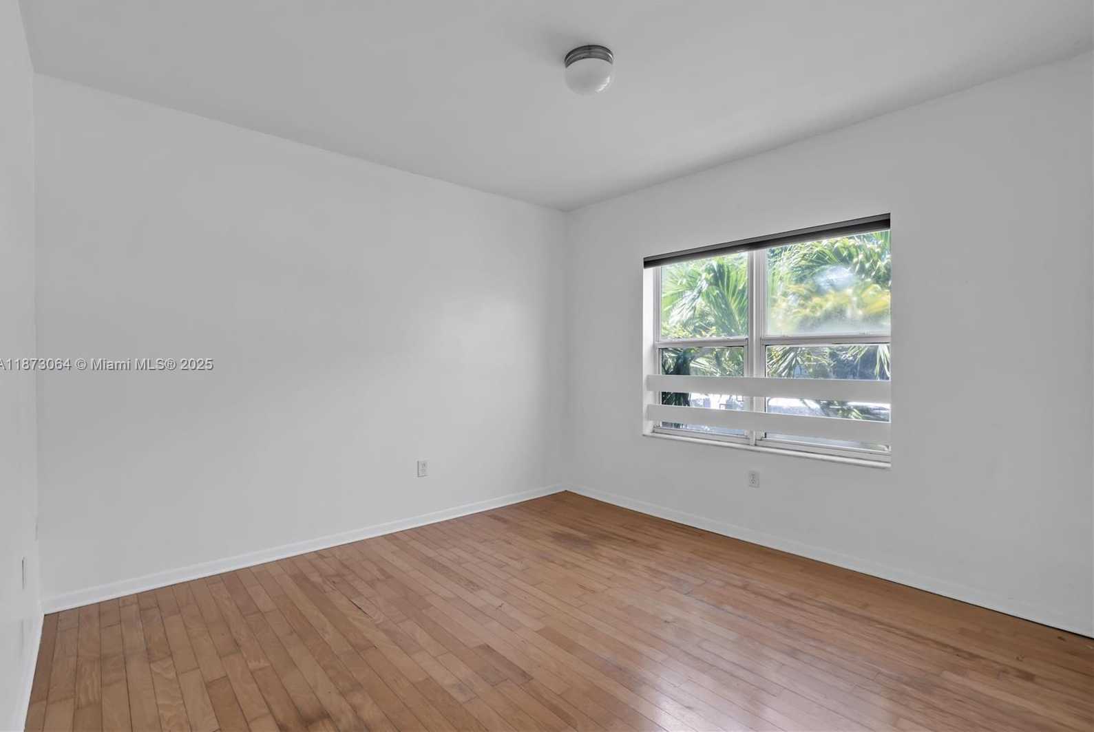 Small Image of 1542 DREXEL AVE #306, Miami Beach Number 13