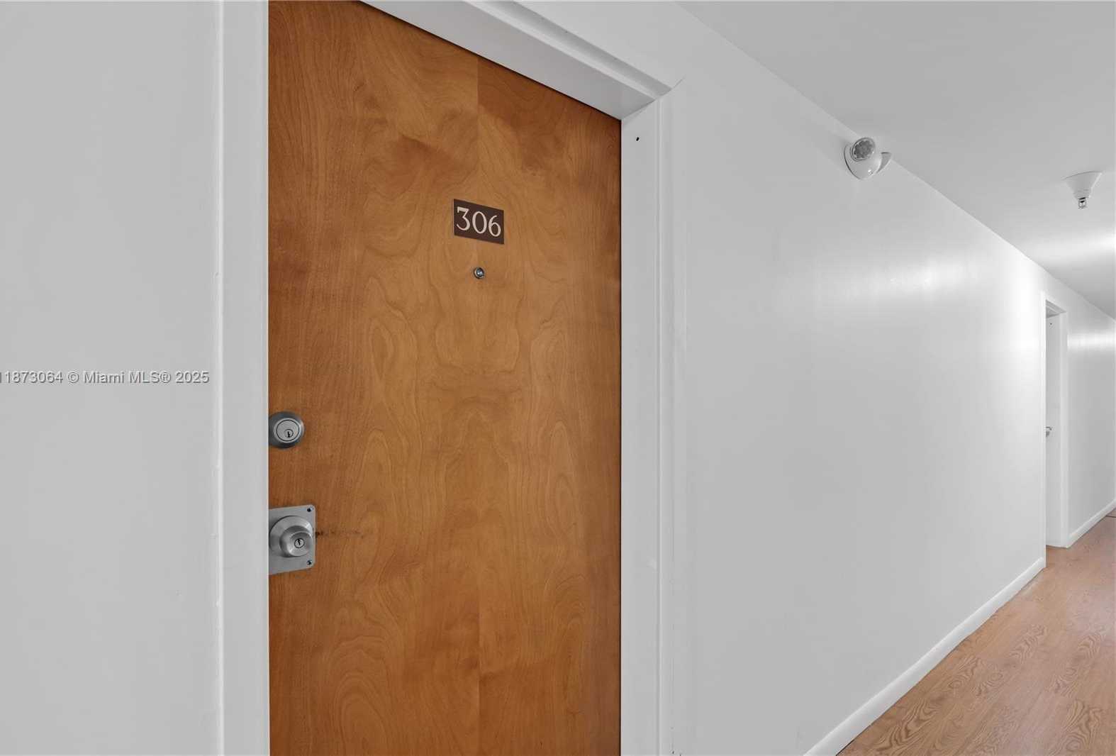 Small Image of 1542 DREXEL AVE #306, Miami Beach Number 17