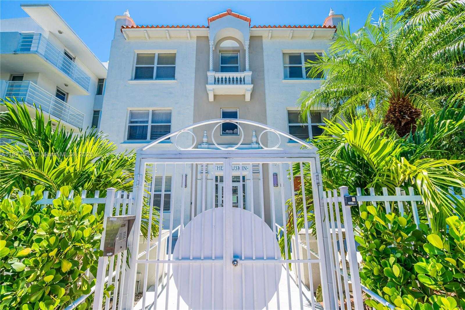 Small Image of 1542 DREXEL AVE #306, Miami Beach Number 3