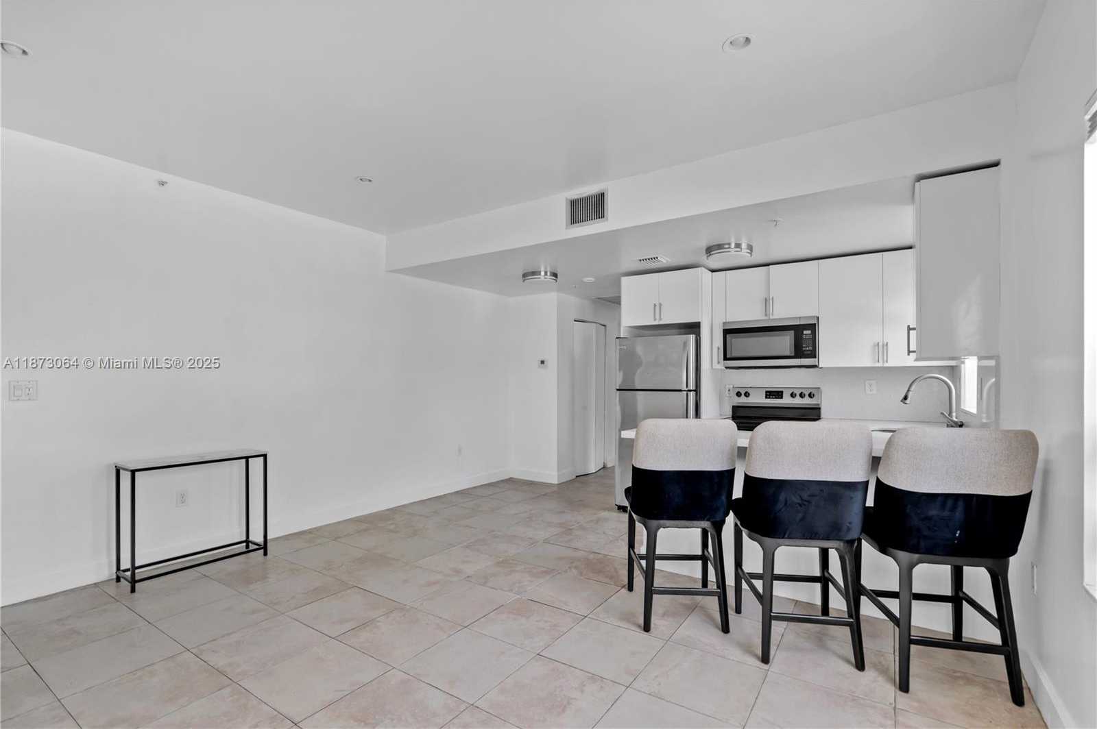 Small Image of 1542 DREXEL AVE #306, Miami Beach Number 7