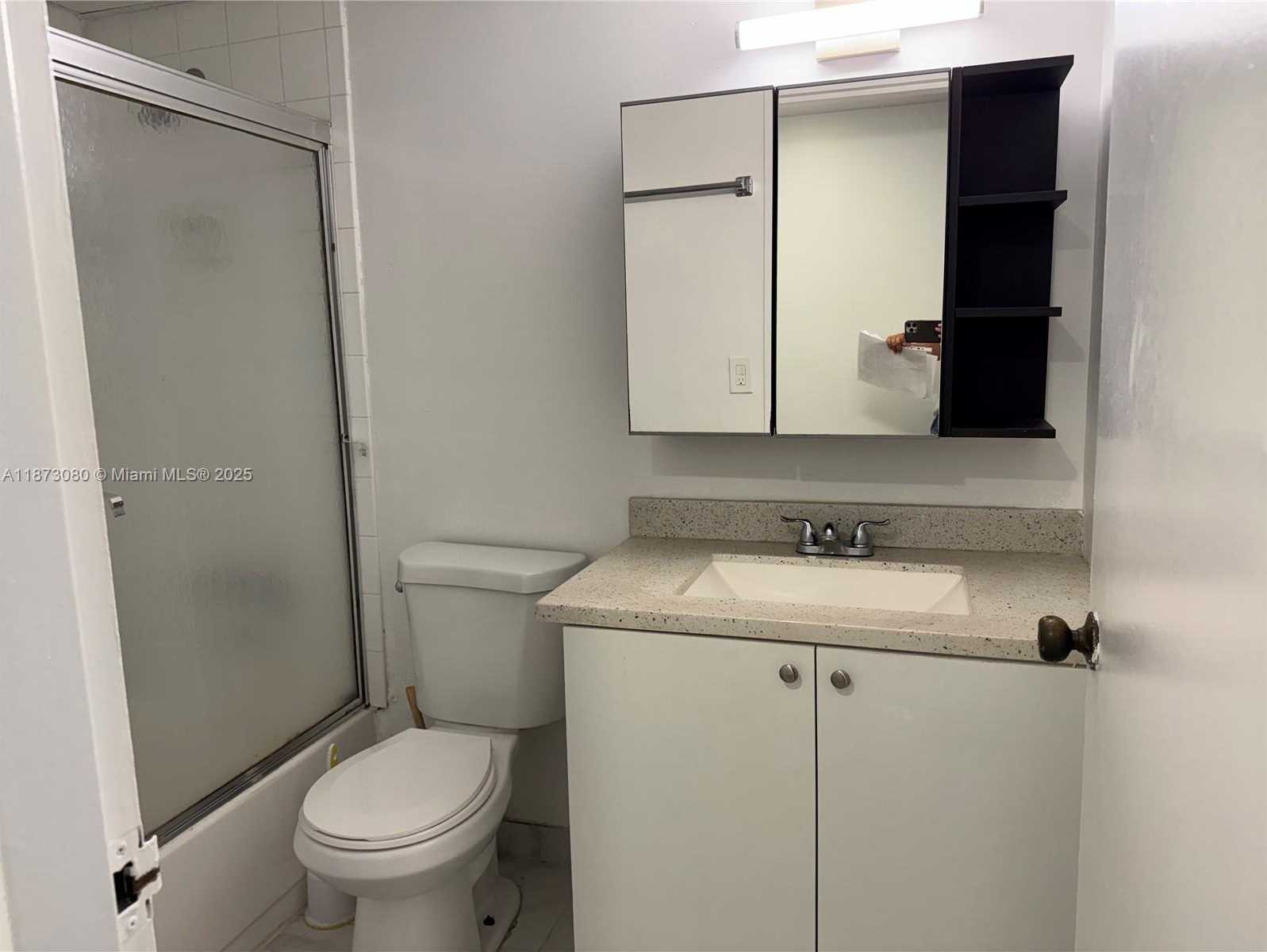 Small Image of 999 BRICKELL BAY DR #1109, Miami Number 12