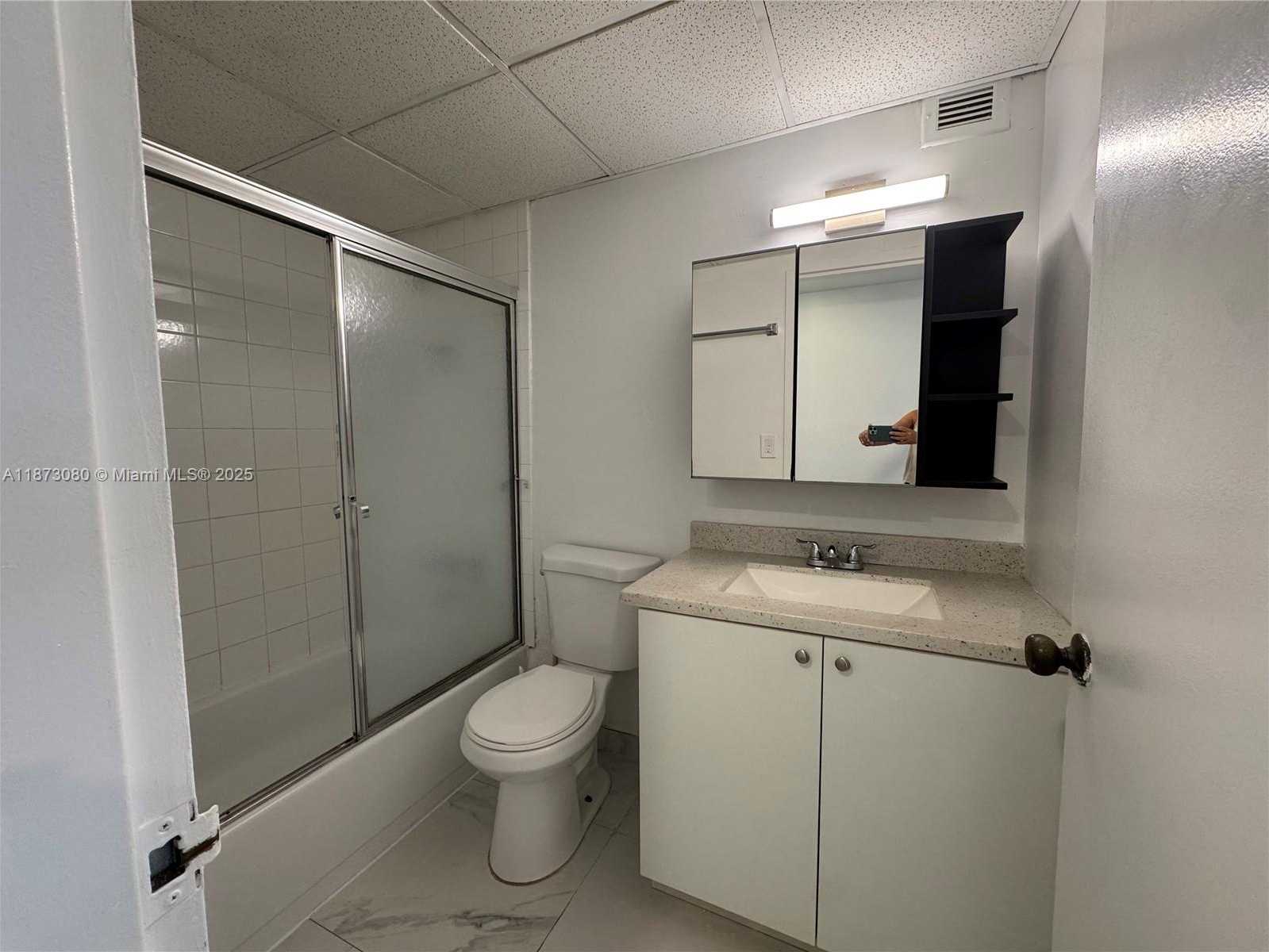 Small Image of 999 BRICKELL BAY DR #1109, Miami Number 13