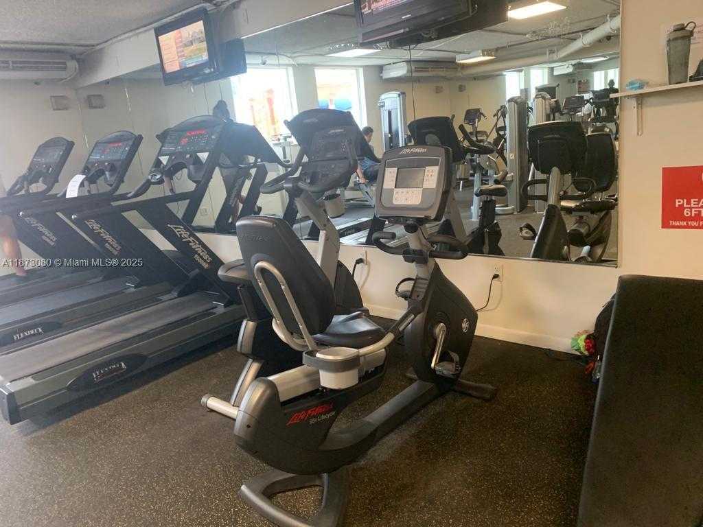 Small Image of 999 BRICKELL BAY DR #1109, Miami Number 14