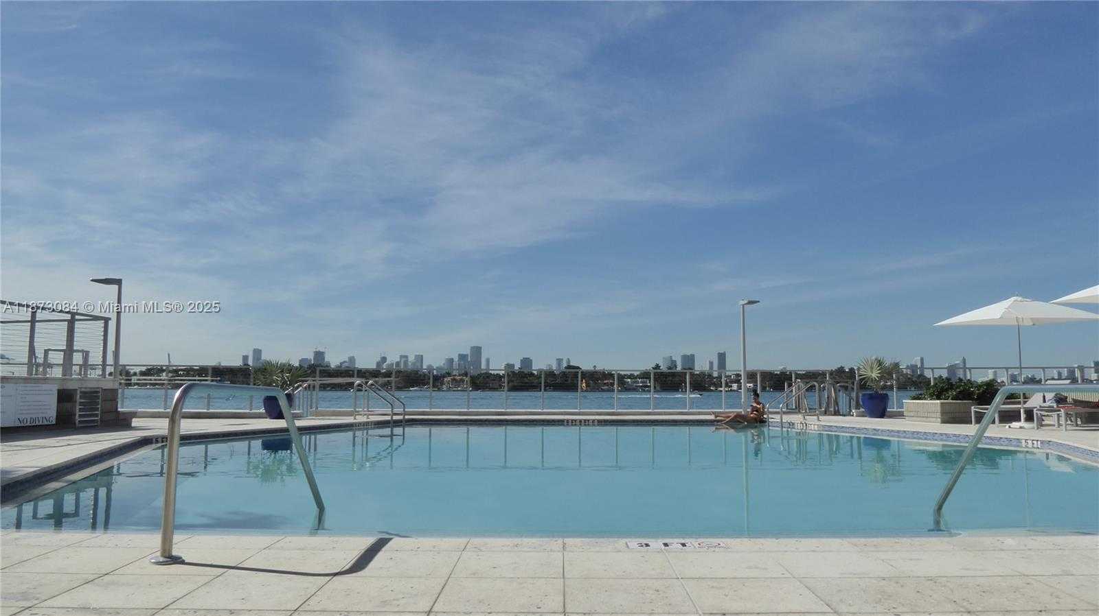 Small Image of 800 WEST AVE #632, Miami Beach Number 3