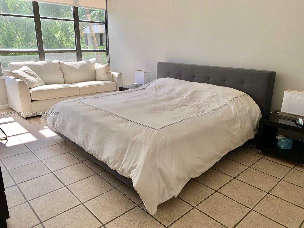 Small Image of 500 THREE ISLANDS BLVD #102, Hallandale Beach Number 17