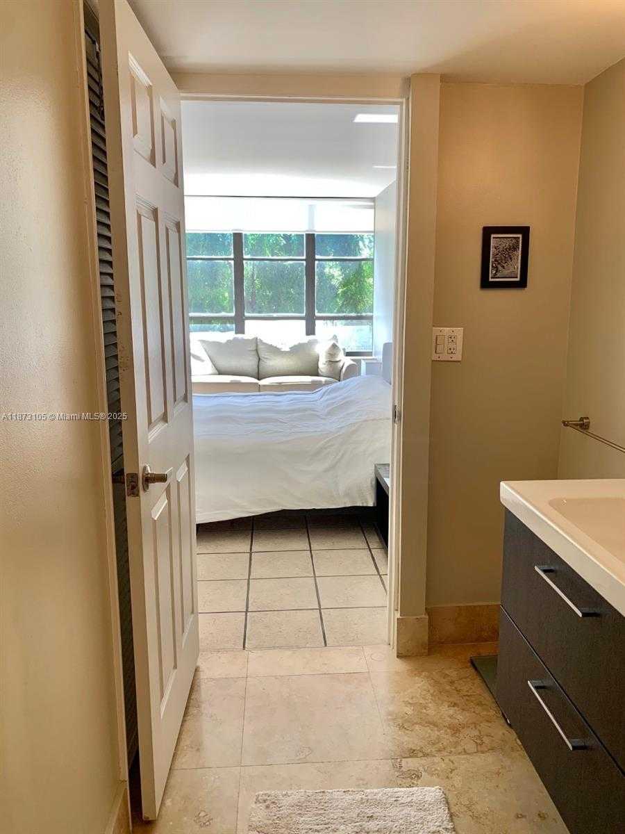 Small Image of 500 THREE ISLANDS BLVD #102, Hallandale Beach Number 21