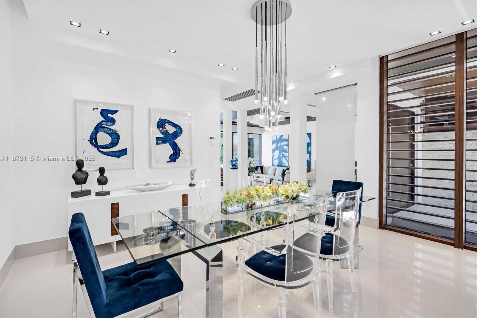 Small Image of 3009 PINE TREE DR, Miami Beach Number 53