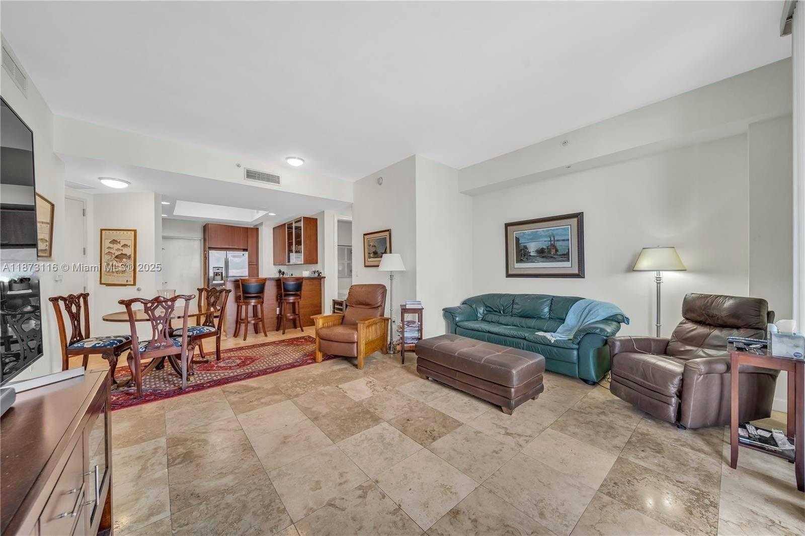 Small Image of 1607 PONCE DE LEON BLVD #10C, Coral Gables Number 2