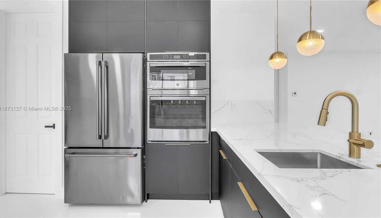 Small Image of 7545 SOUTH WEST 188TH LN, Cutler Bay Number 11