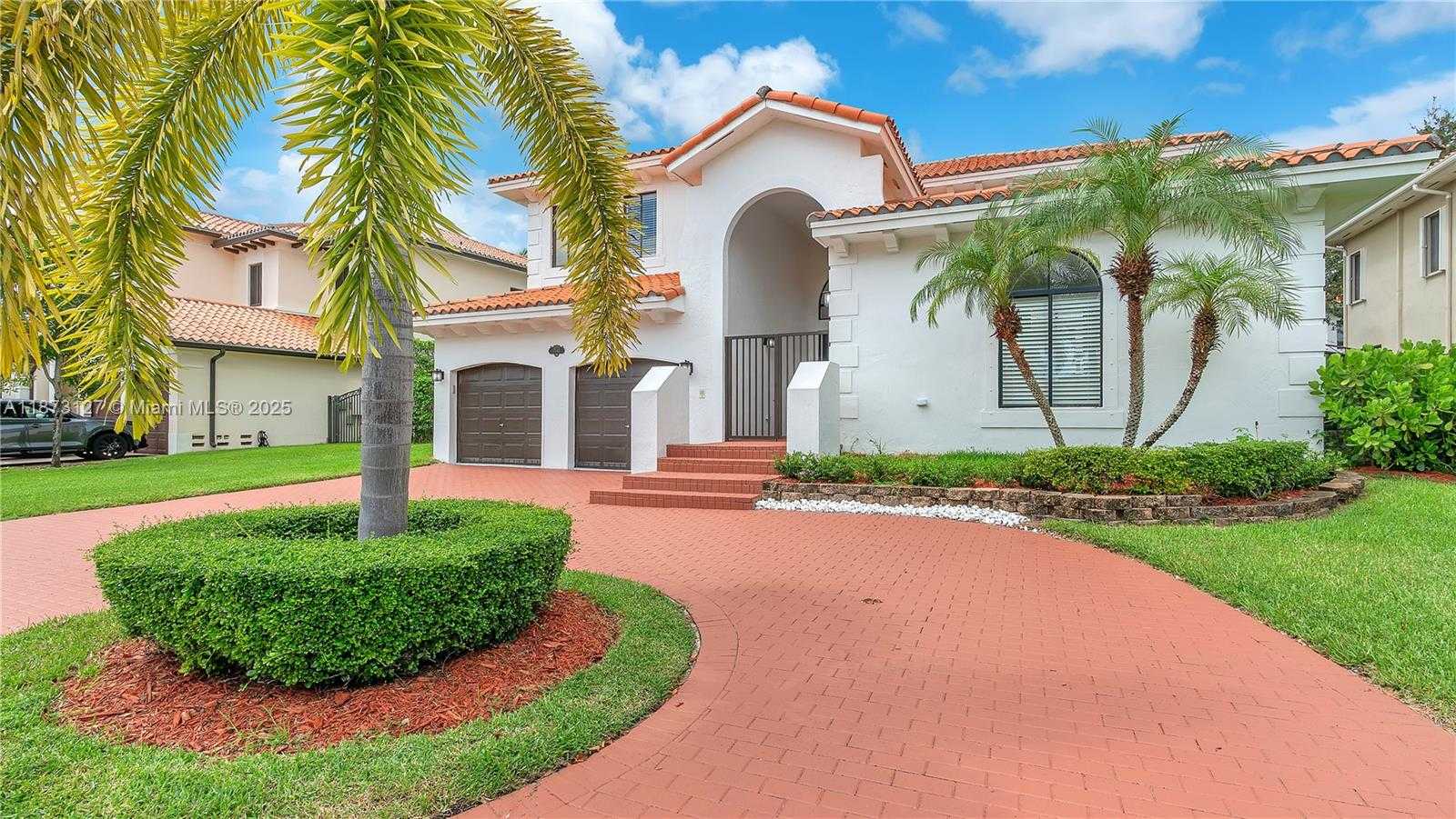 Small Image of 7545 SOUTH WEST 188TH LN, Cutler Bay Number 2