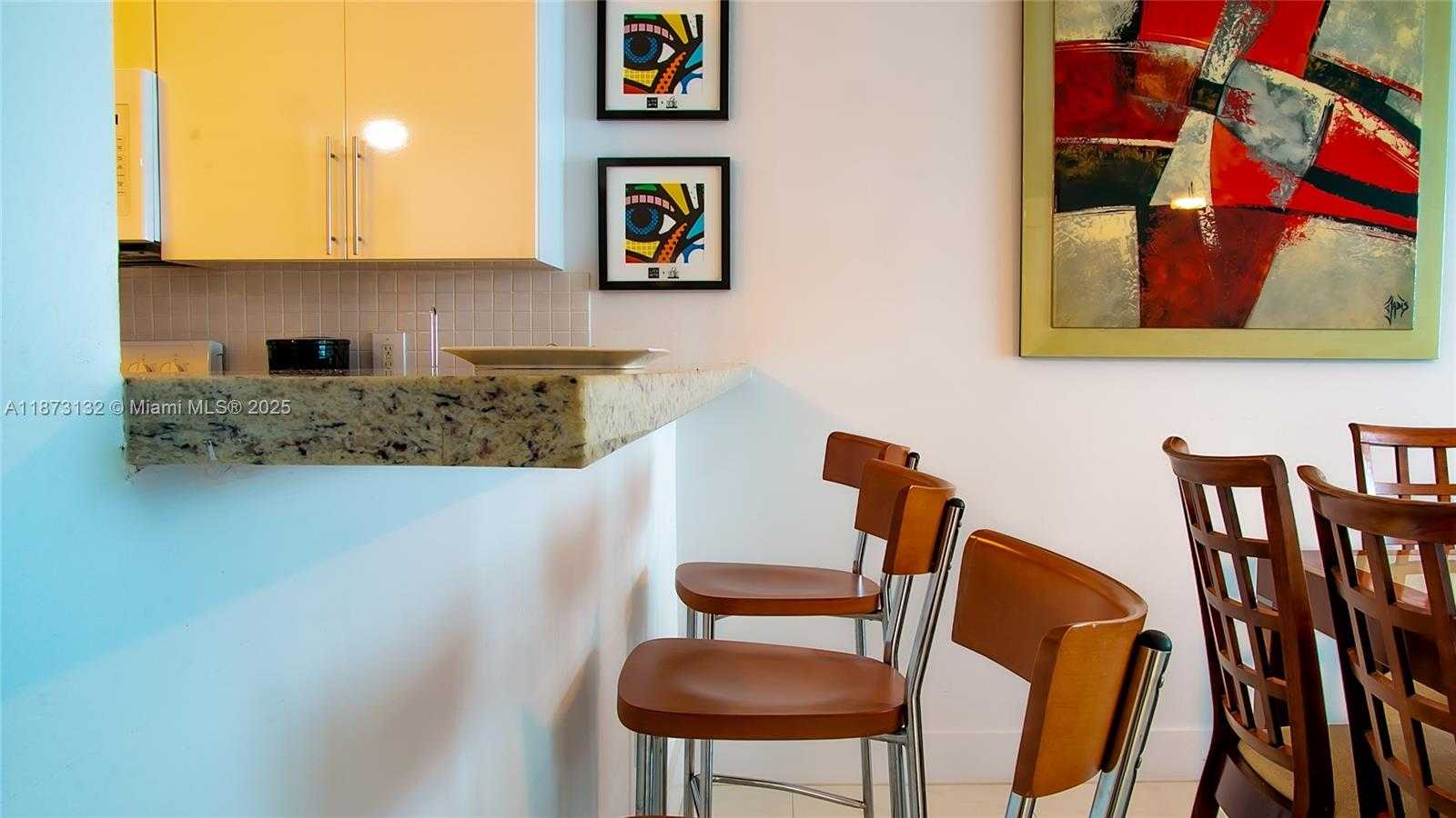 Small Image of 18100 NORTH BAY RD #905, Sunny Isles Beach Number 10