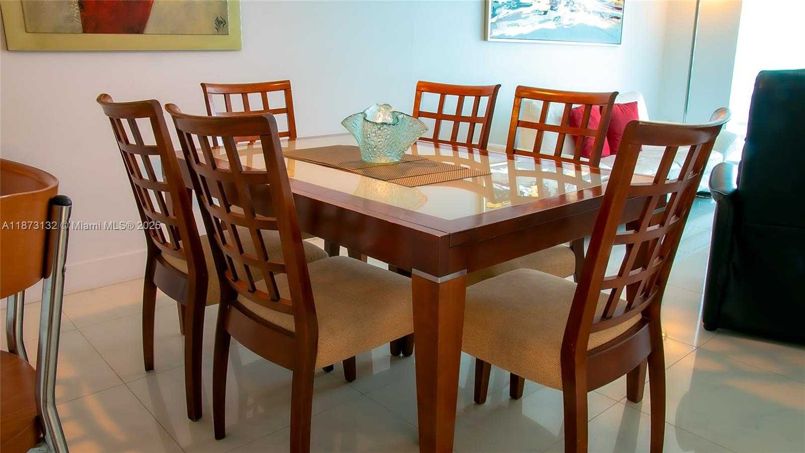 Small Image of 18100 NORTH BAY RD #905, Sunny Isles Beach Number 11