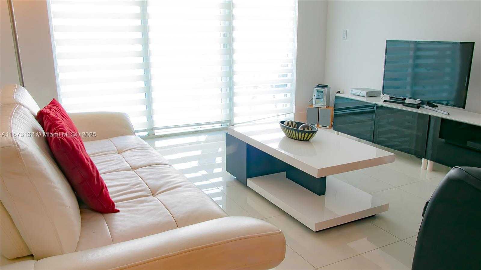 Small Image of 18100 NORTH BAY RD #905, Sunny Isles Beach Number 18