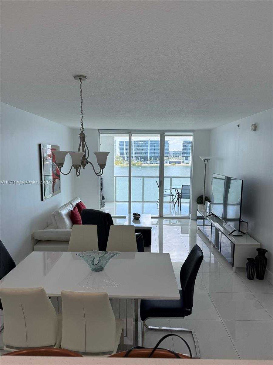Small Image of 18100 NORTH BAY RD #905, Sunny Isles Beach Number 23
