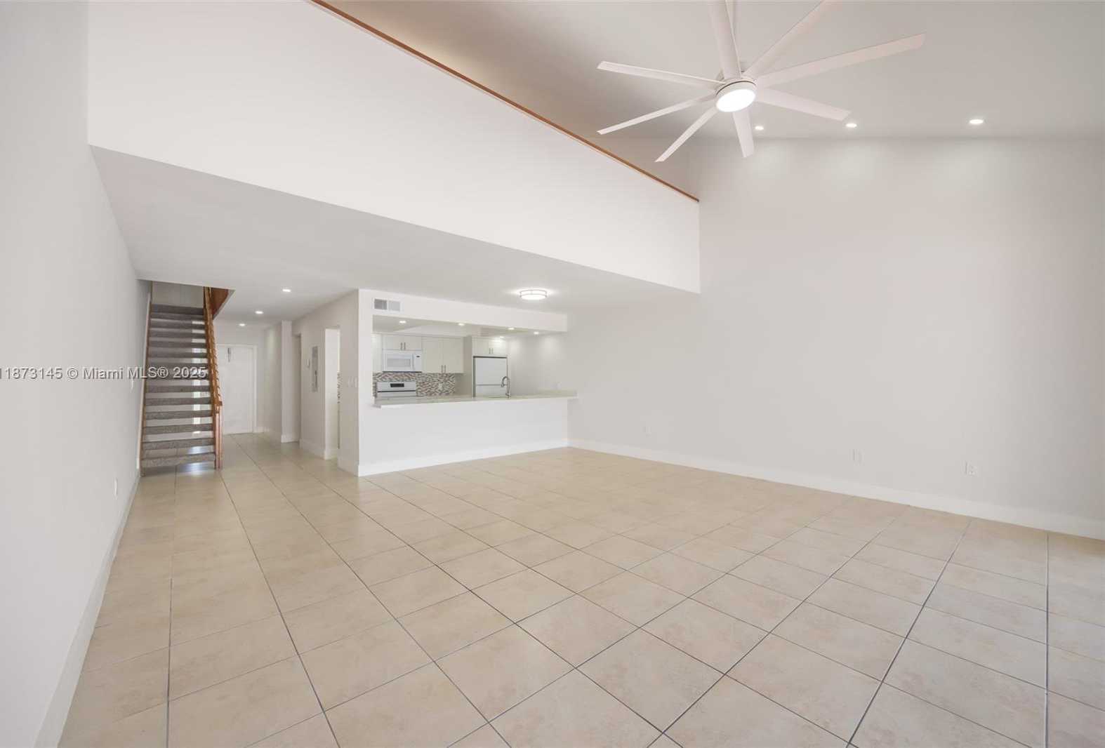 Small Image of 13371 SOUTH WEST 90TH TER #B, Miami Number 4