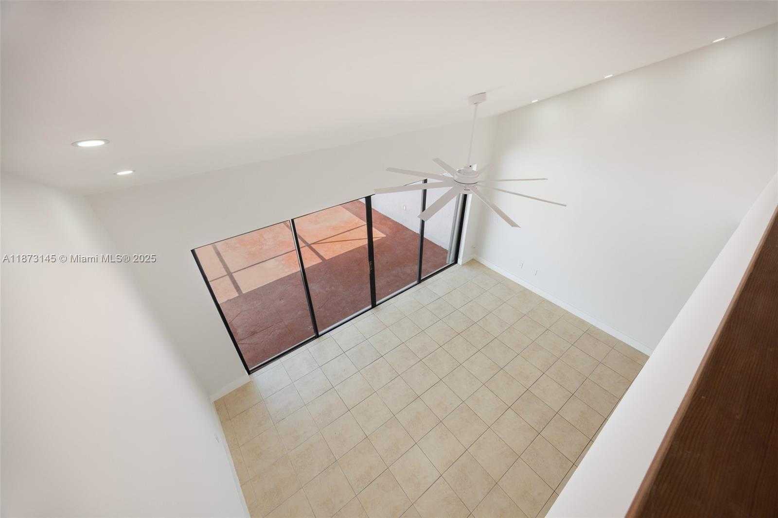 Small Image of 13371 SOUTH WEST 90TH TER #B, Miami Number 7