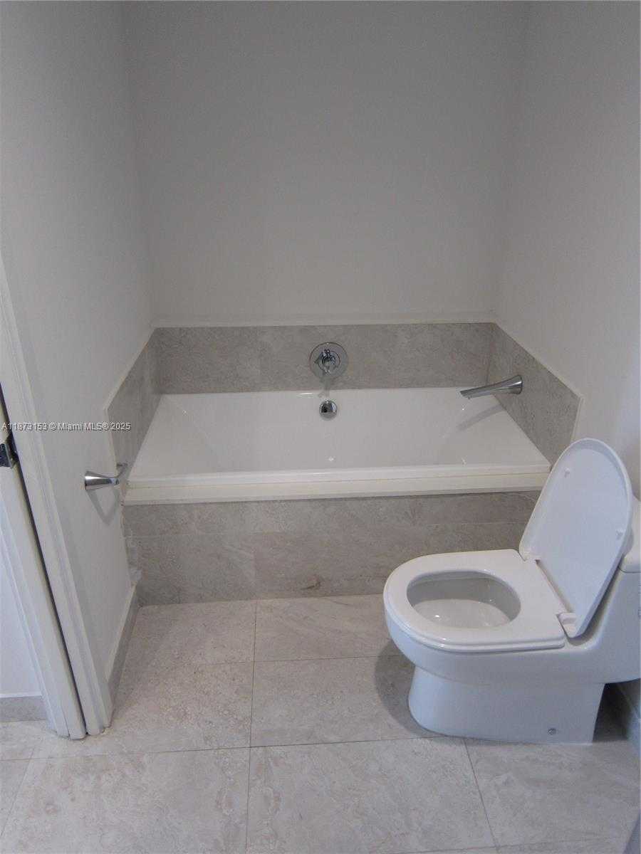 Small Image of 488 NORTH EAST 18TH ST #3404, Miami Number 23