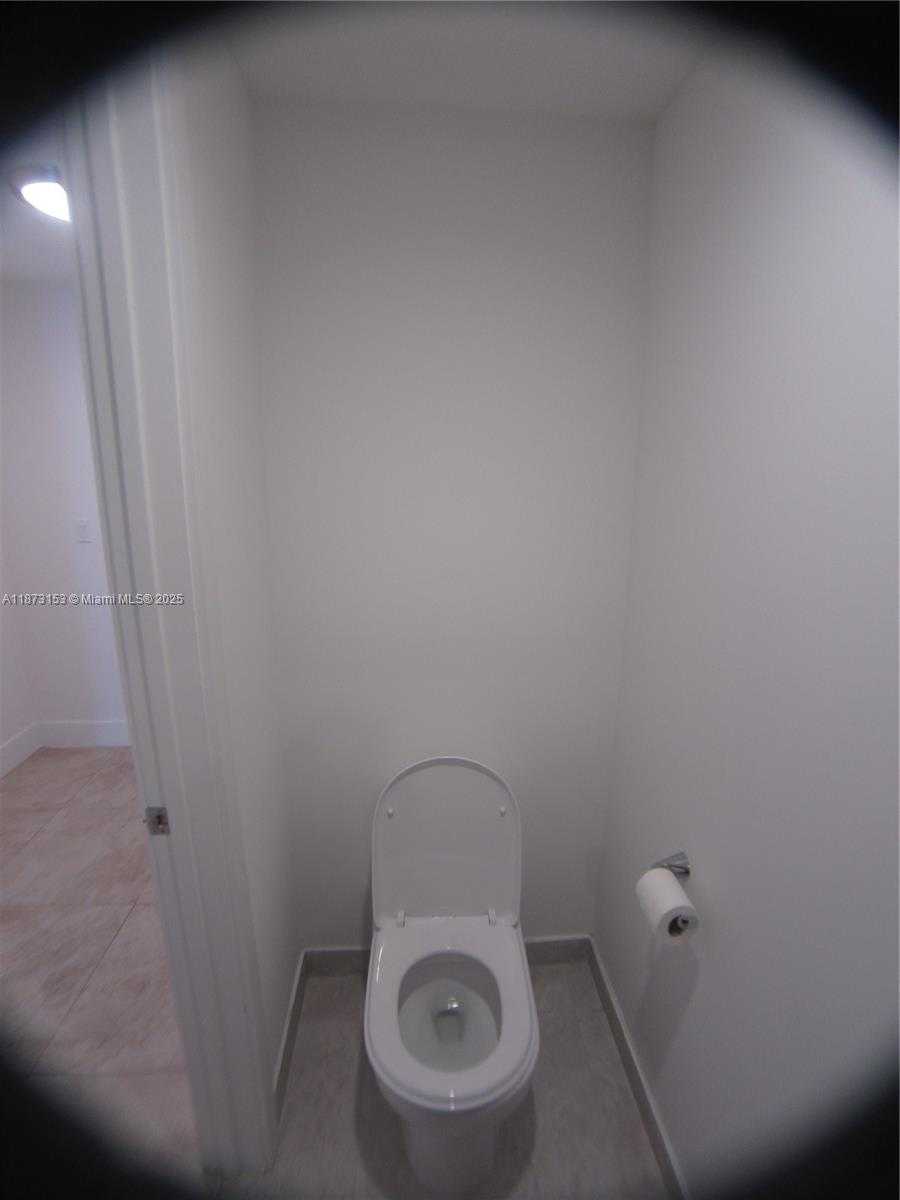 Small Image of 488 NORTH EAST 18TH ST #3404, Miami Number 25
