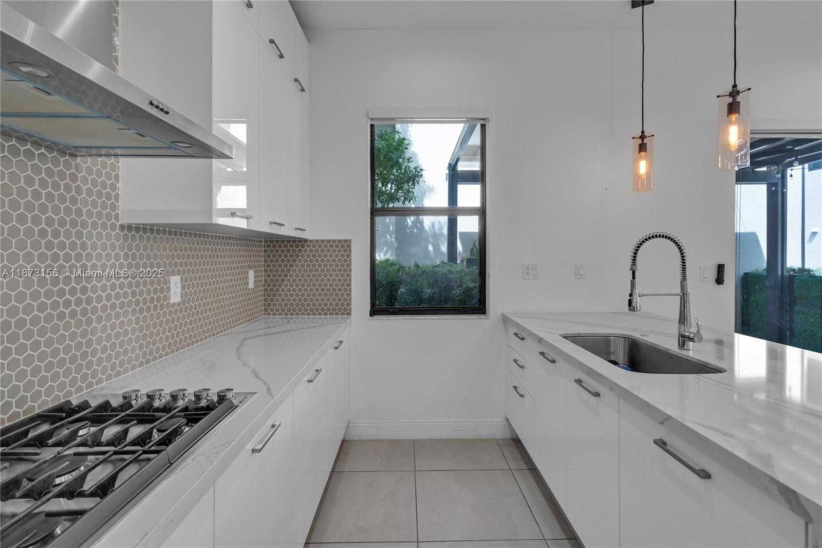 Small Image of 8229 NORTH WEST 44TH ST #., Doral Number 11