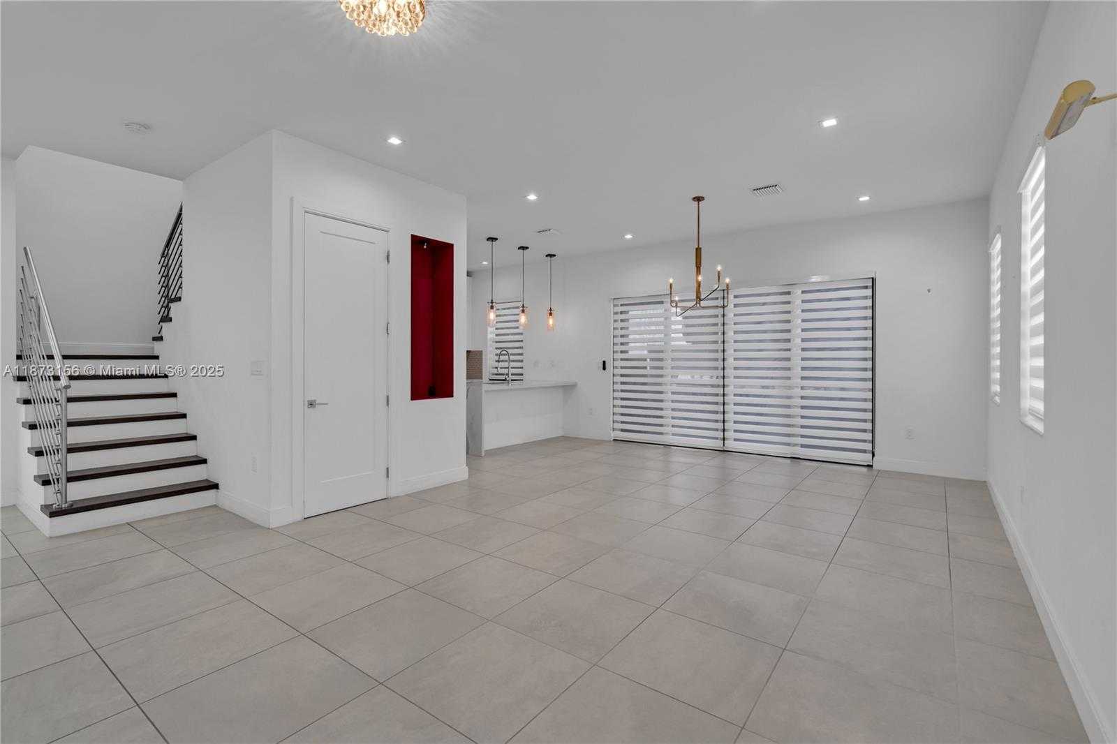 Small Image of 8229 NORTH WEST 44TH ST #., Doral Number 5