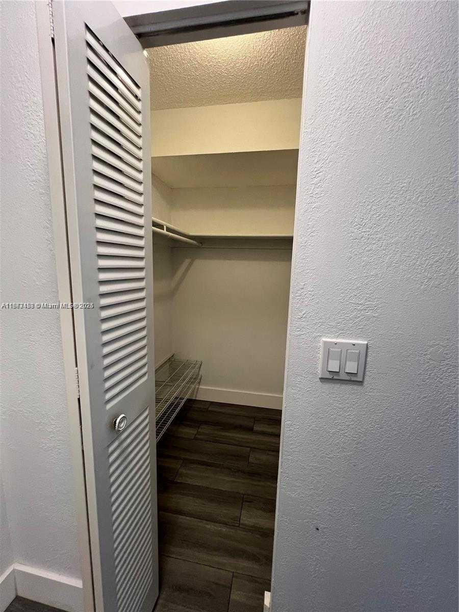 Small Image of 7840 CAMINO REAL #306, Miami Number 9