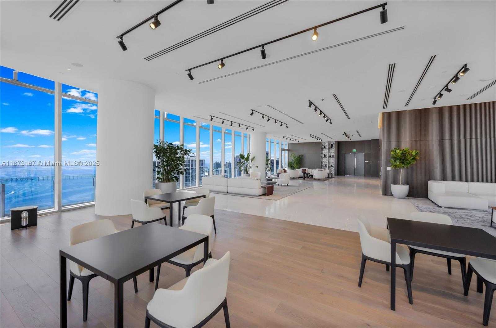 Small Image of 300 BISCAYNE BOULEVARD WAY #4108W, Miami Number 18