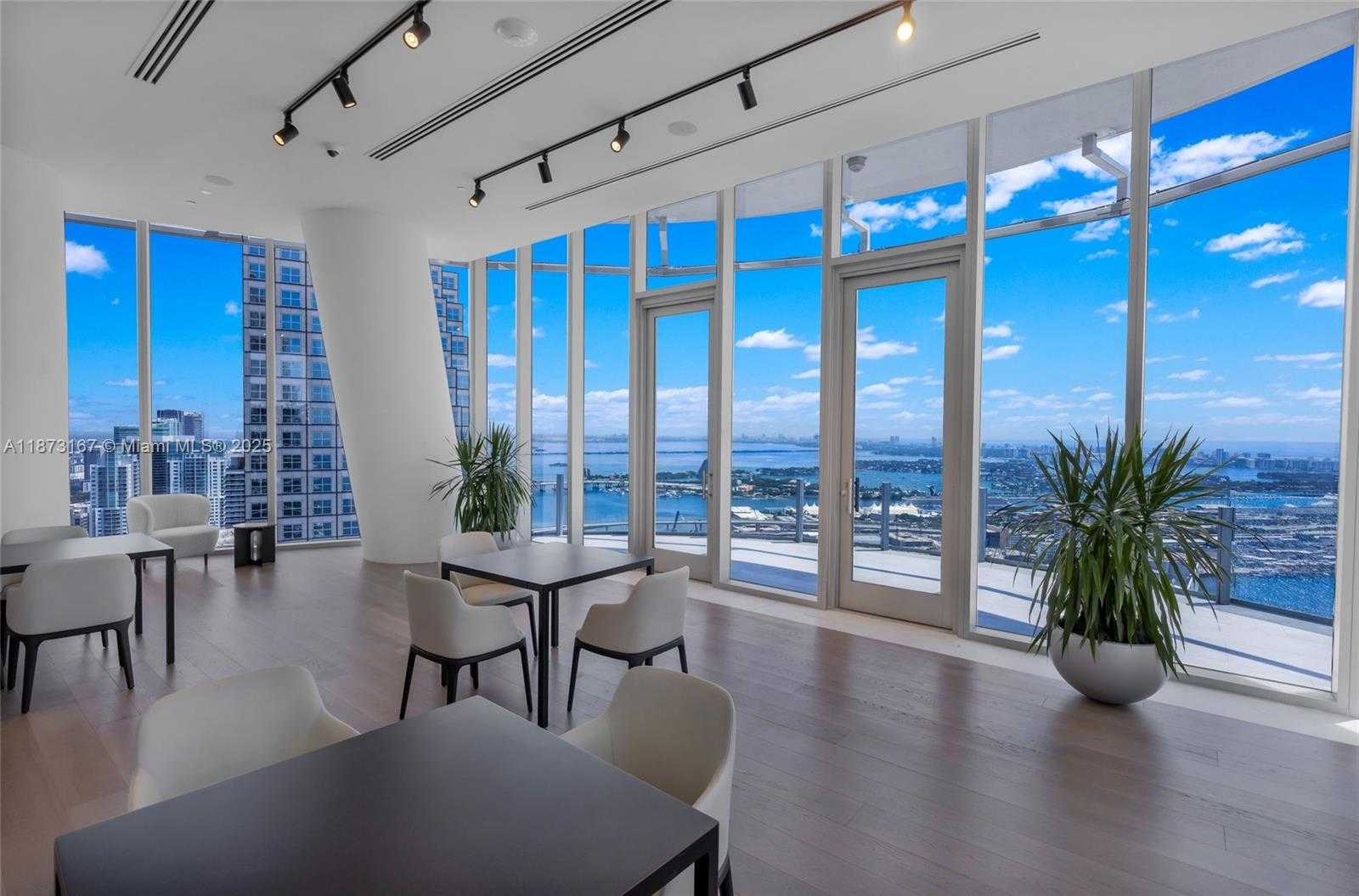 Small Image of 300 BISCAYNE BOULEVARD WAY #4108W, Miami Number 5