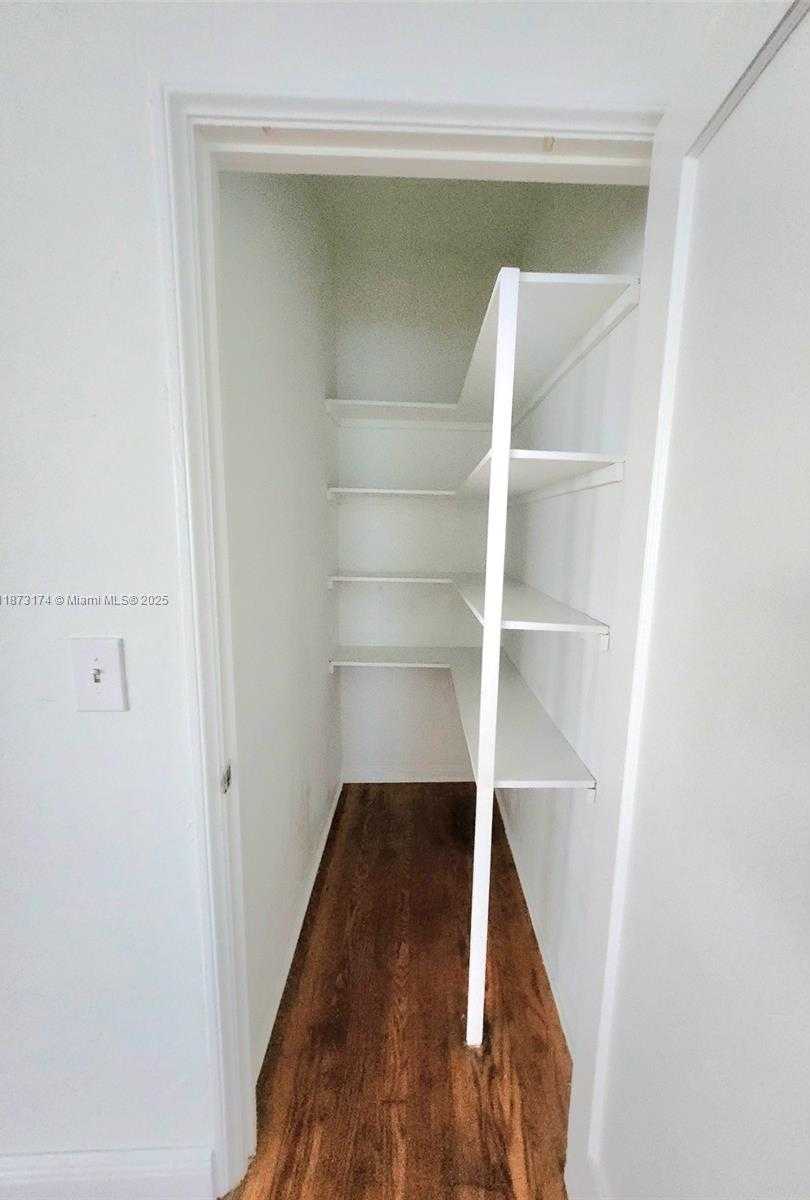 Small Image of 7936 HARDING AVE #6, Miami Beach Number 10