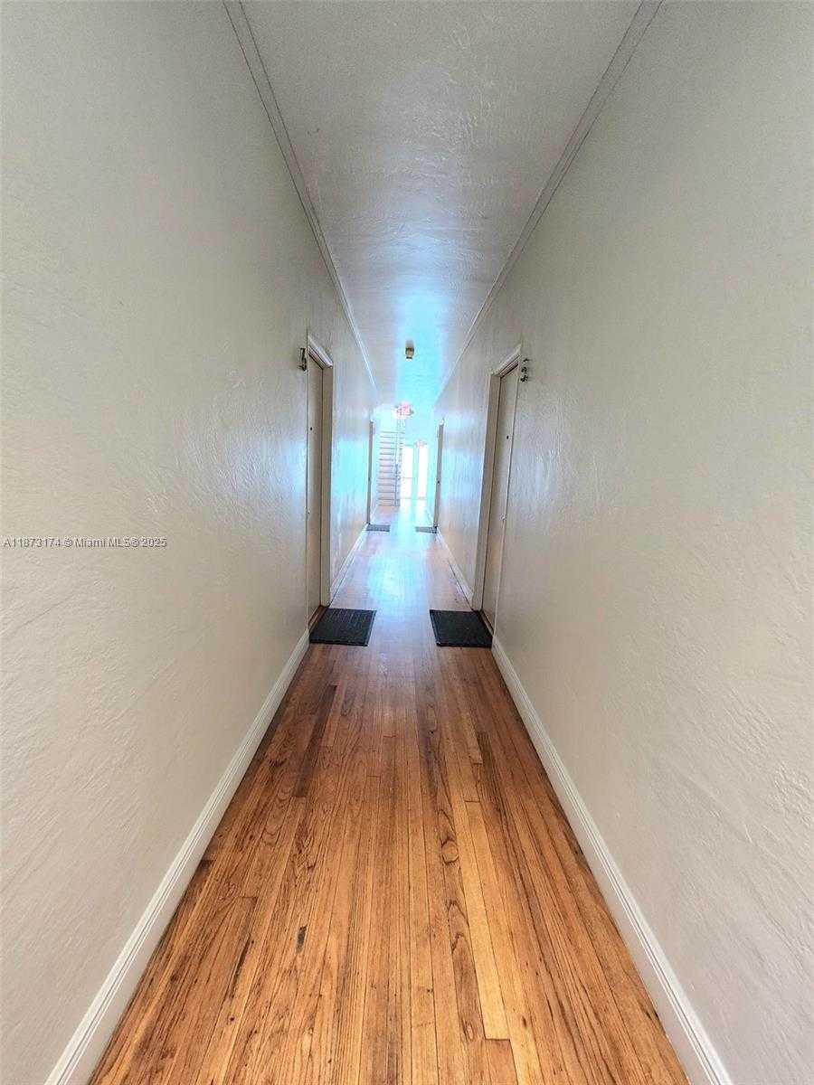 Small Image of 7936 HARDING AVE #6, Miami Beach Number 14