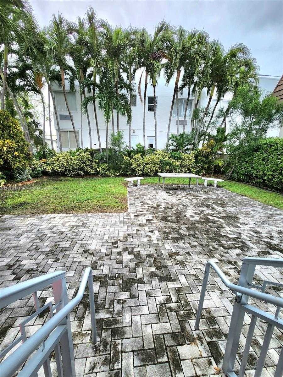 Small Image of 7936 HARDING AVE #6, Miami Beach Number 16