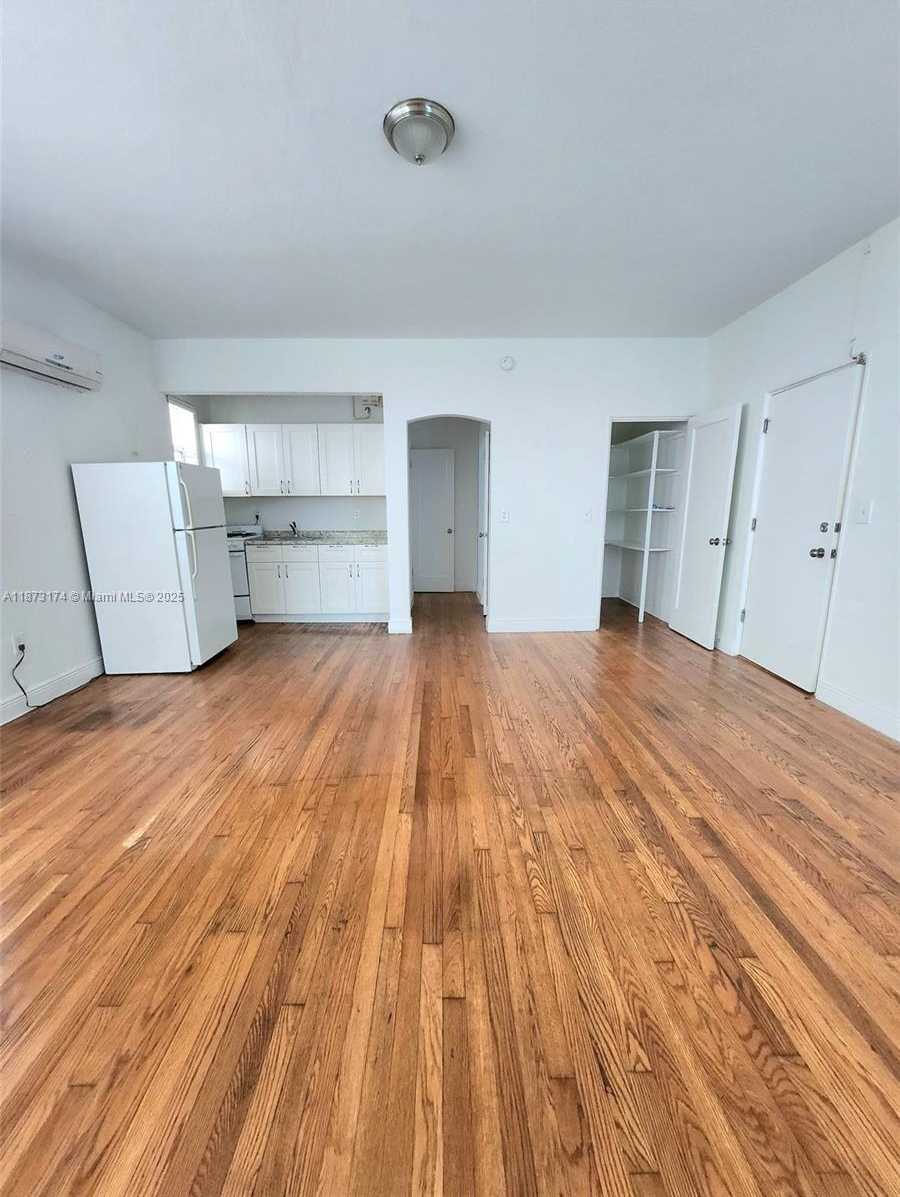 Small Image of 7936 HARDING AVE #6, Miami Beach Number 7