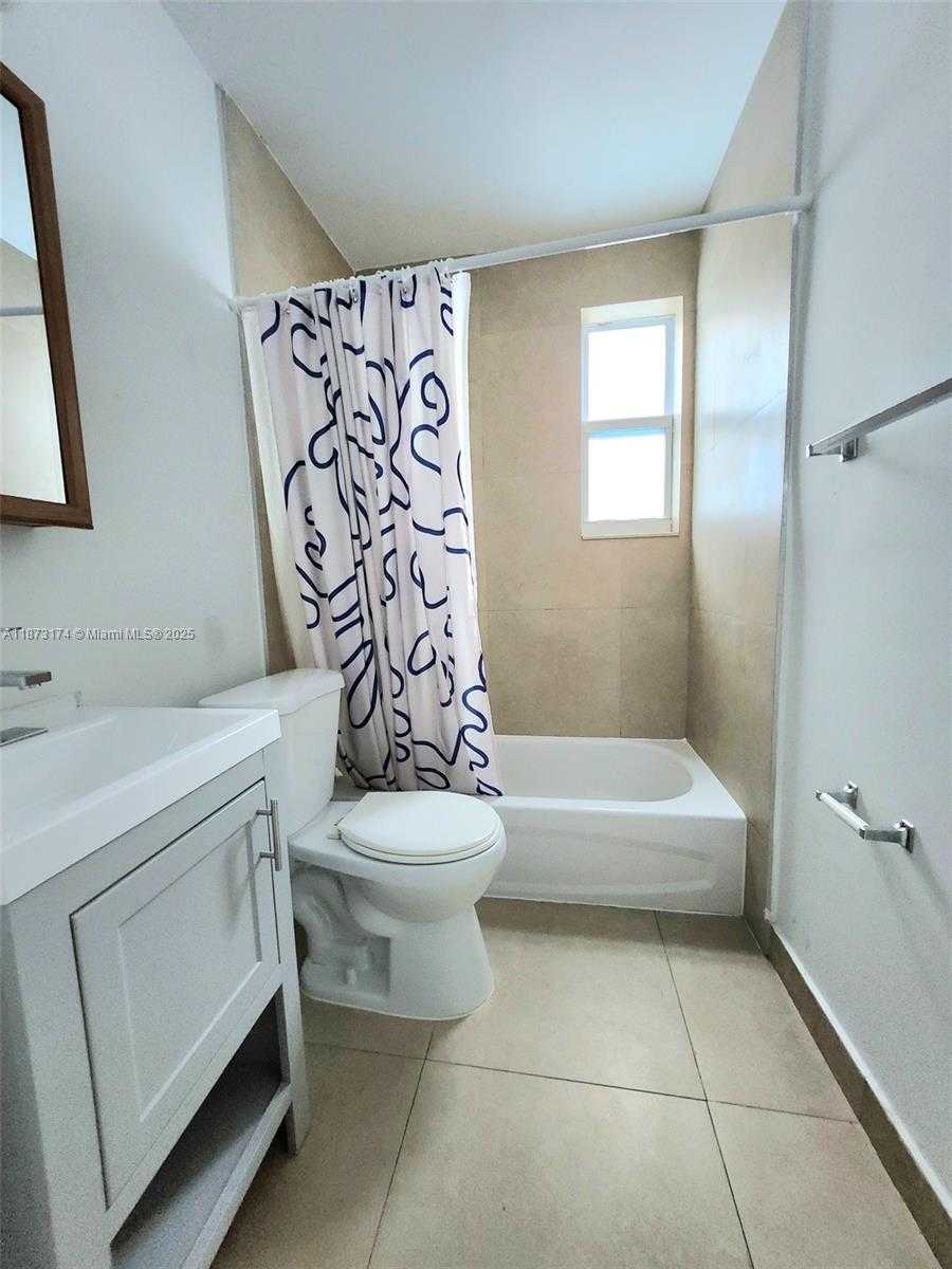 Small Image of 7936 HARDING AVE #6, Miami Beach Number 8