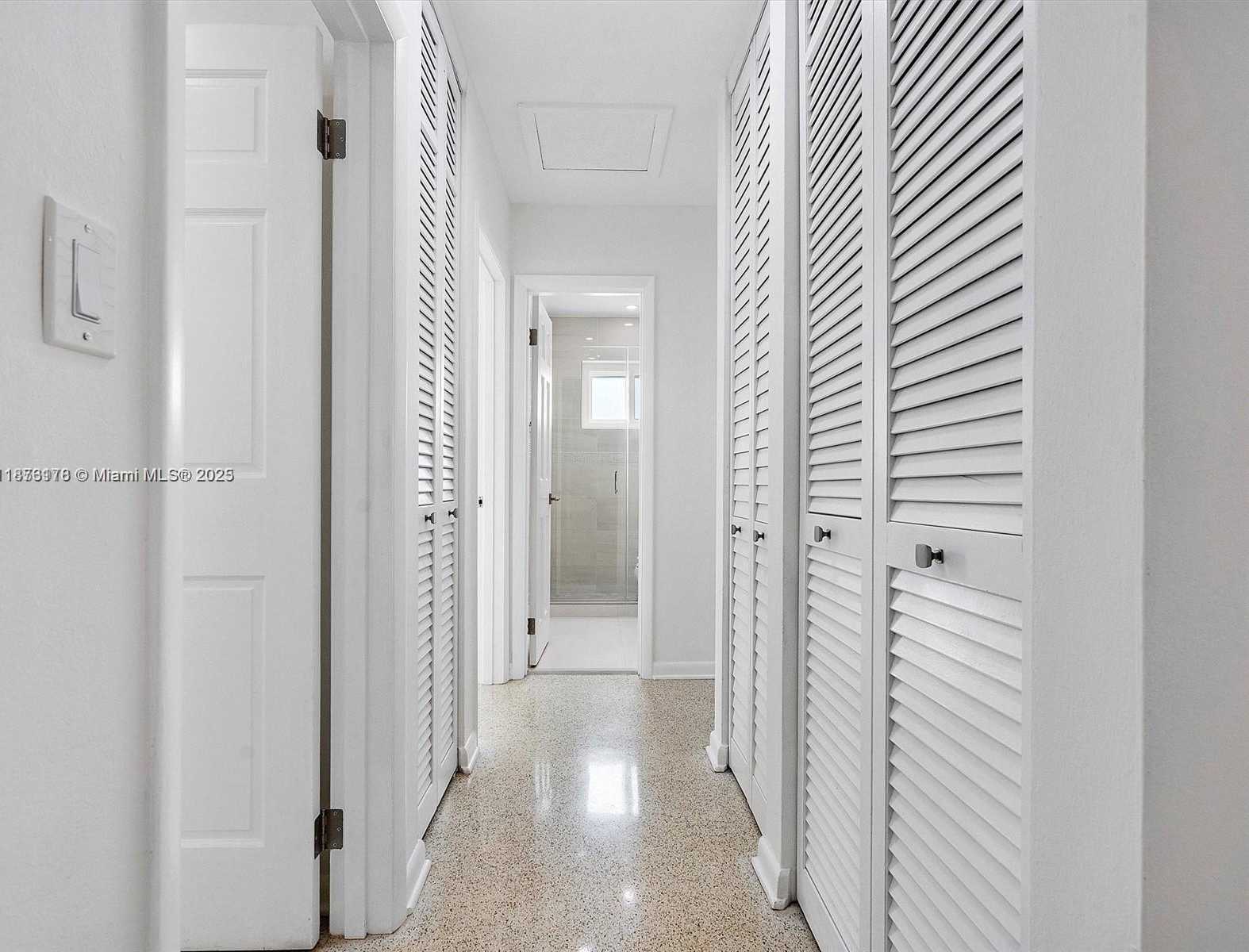 Small Image of 17320 NORTH WEST 80TH AVE, Hialeah Number 27