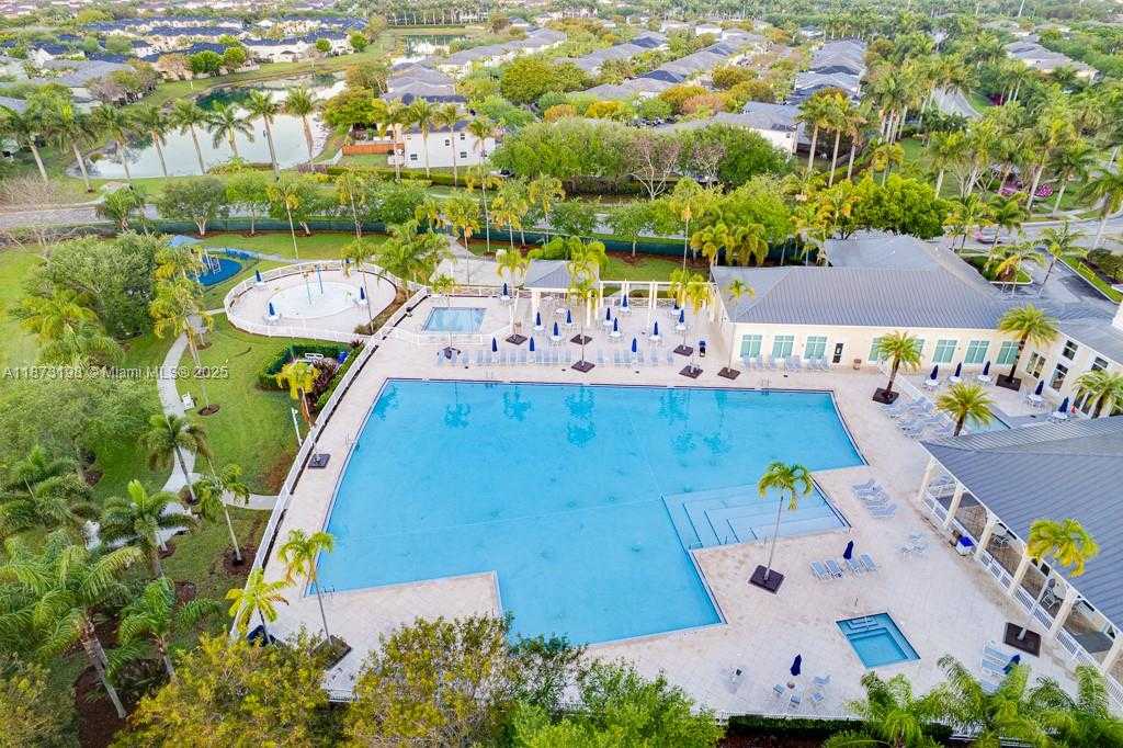 Small Image of 3114 SOUTH EAST 3RD DR #3114, Homestead Number 20