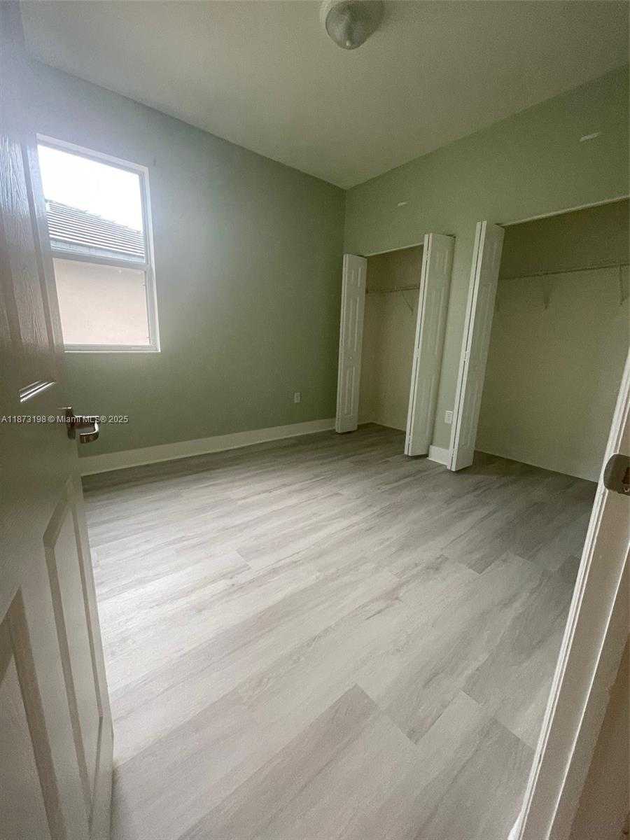 Small Image of 3114 SOUTH EAST 3RD DR #3114, Homestead Number 37