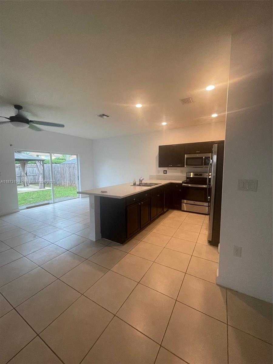 Small Image of 3114 SOUTH EAST 3RD DR #3114, Homestead Number 41
