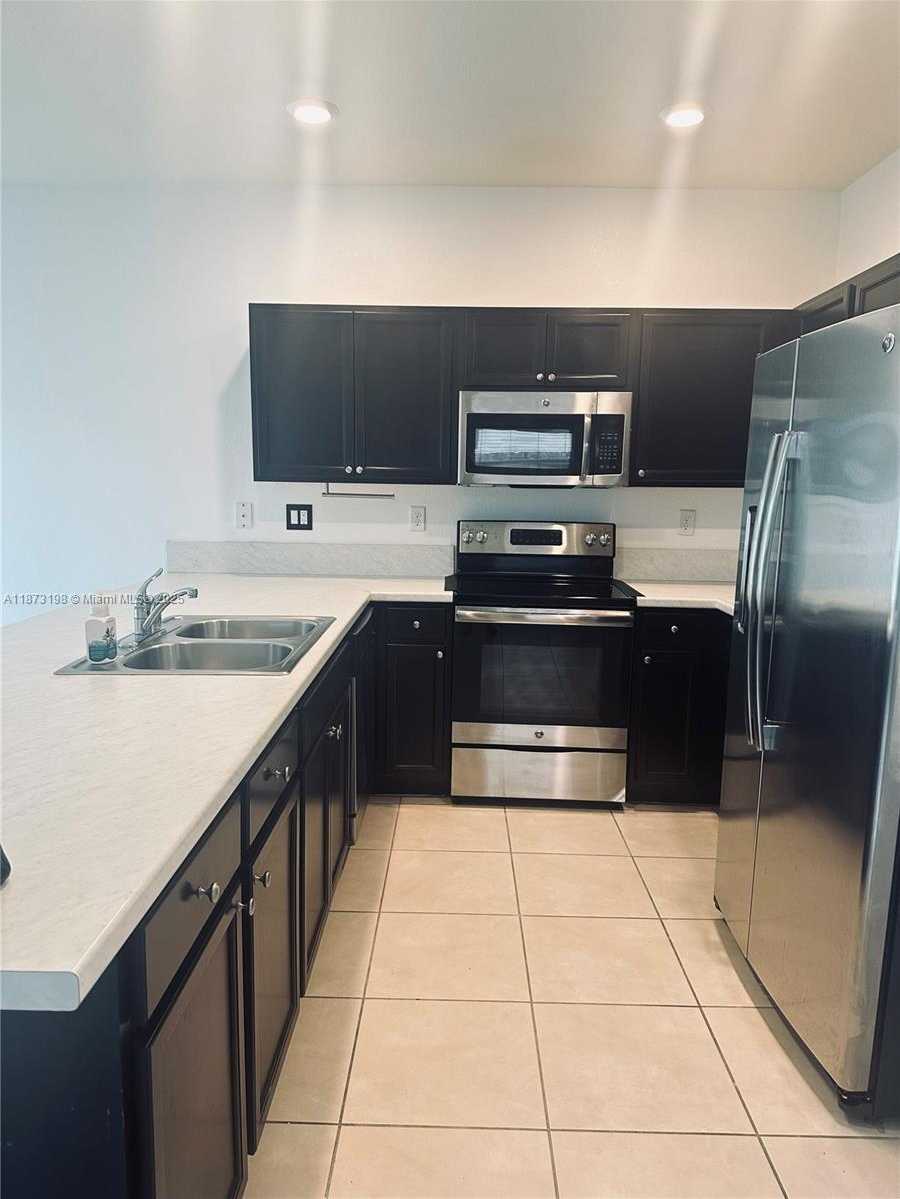 Small Image of 3114 SOUTH EAST 3RD DR #3114, Homestead Number 5