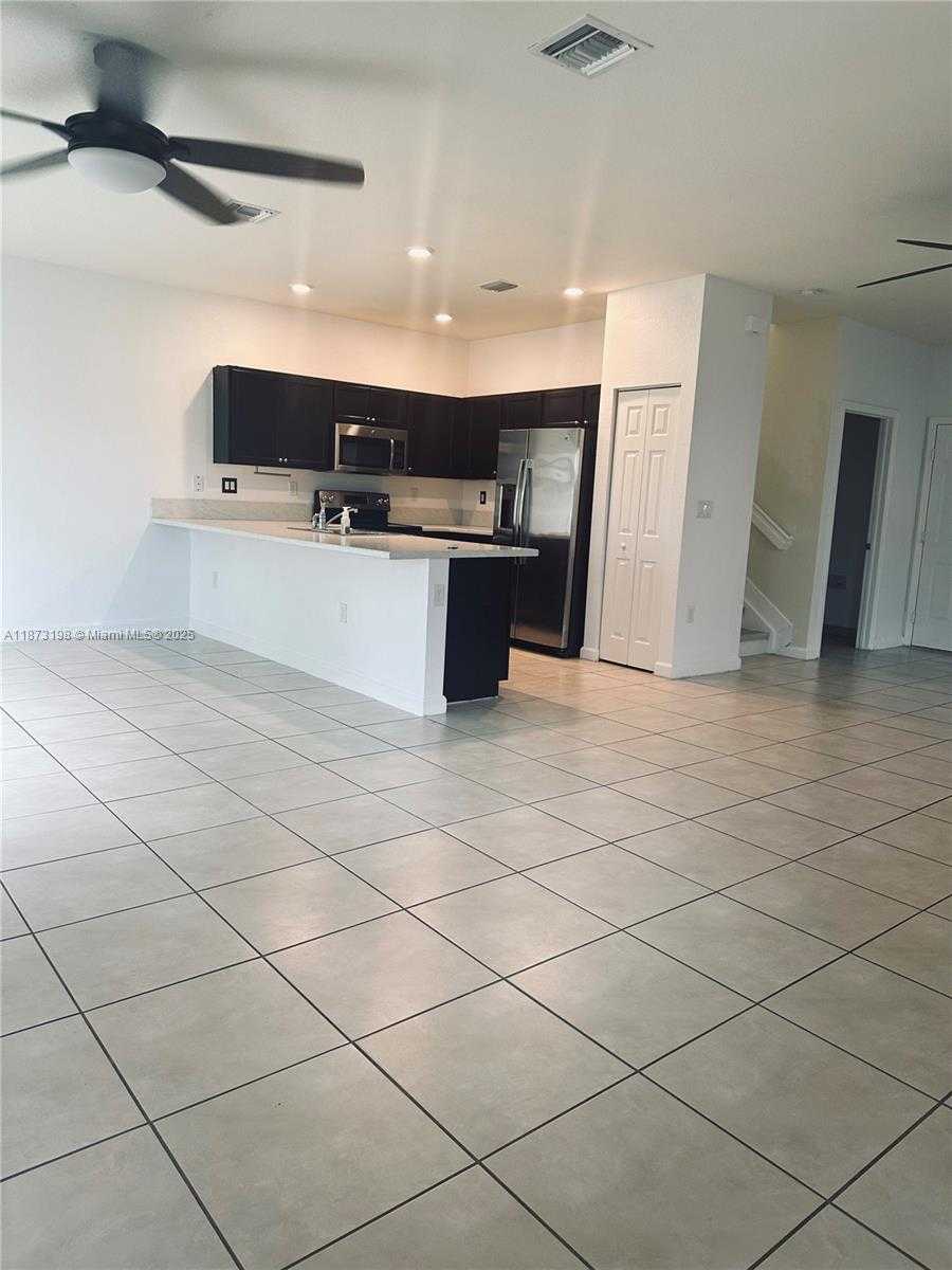 Small Image of 3114 SOUTH EAST 3RD DR #3114, Homestead Number 6
