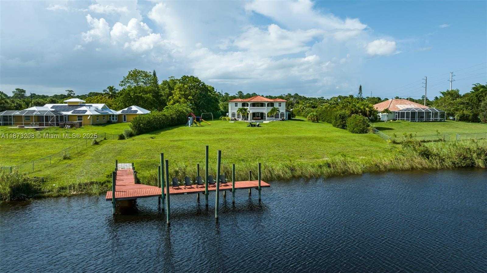 Small Image of 6152 SOUTH WEST BANKS ST, Palm City Number 10