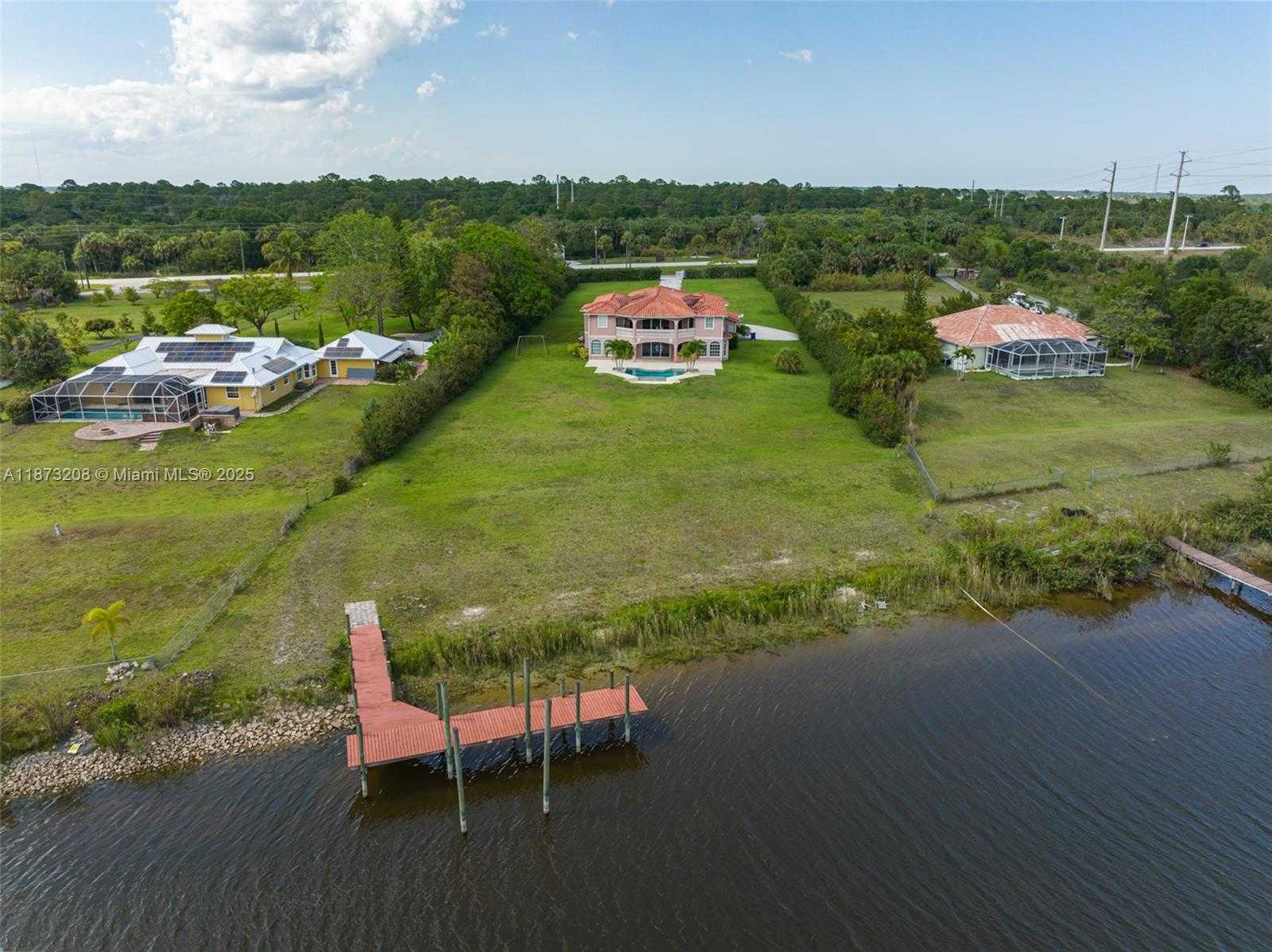 Small Image of 6152 SOUTH WEST BANKS ST, Palm City Number 66