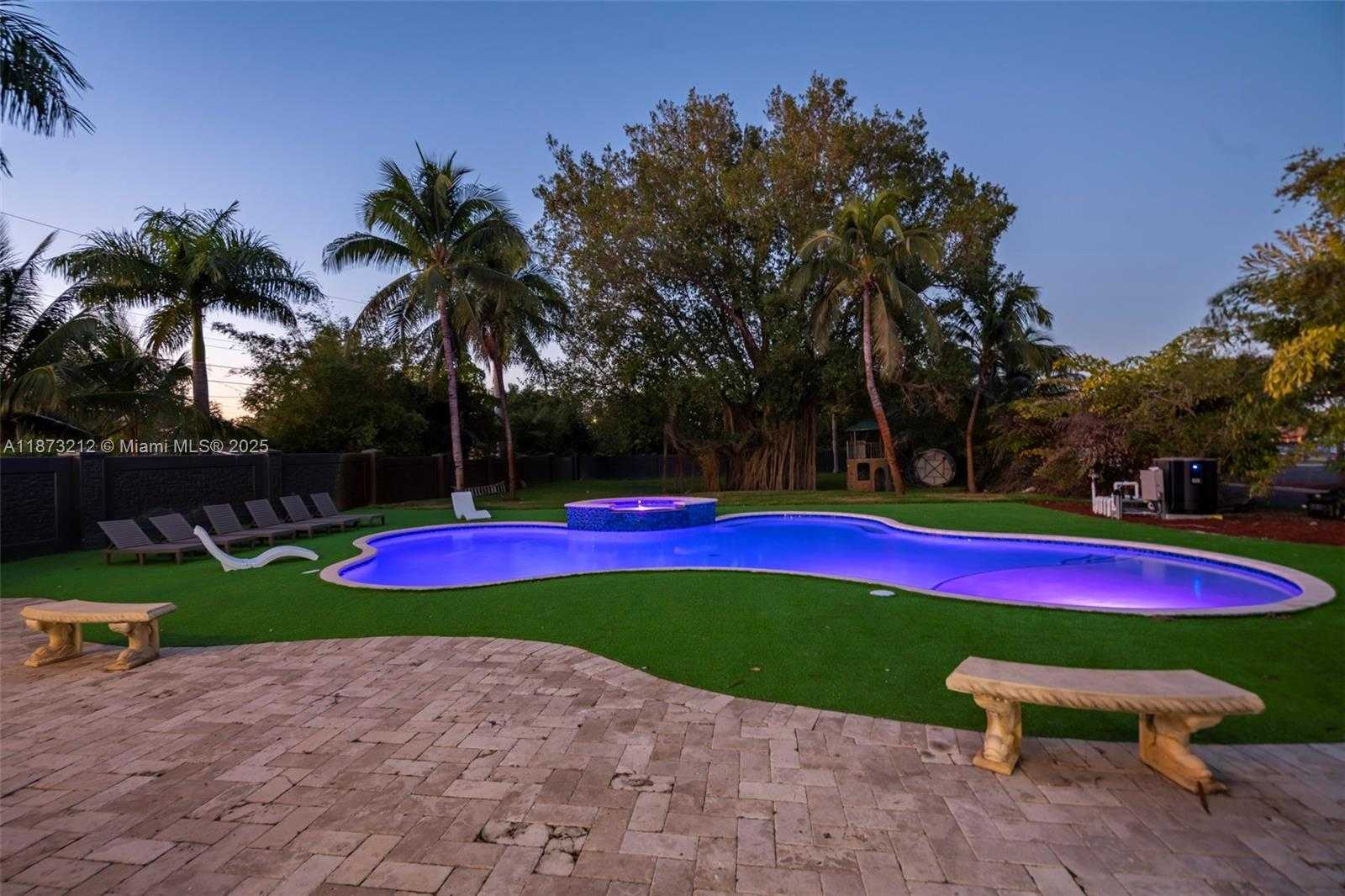 Small Image of 112 NORTH WEST 14TH WAY, Dania Beach Number 14