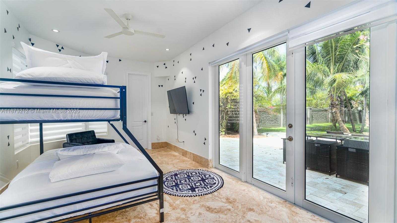 Small Image of 112 NORTH WEST 14TH WAY, Dania Beach Number 15