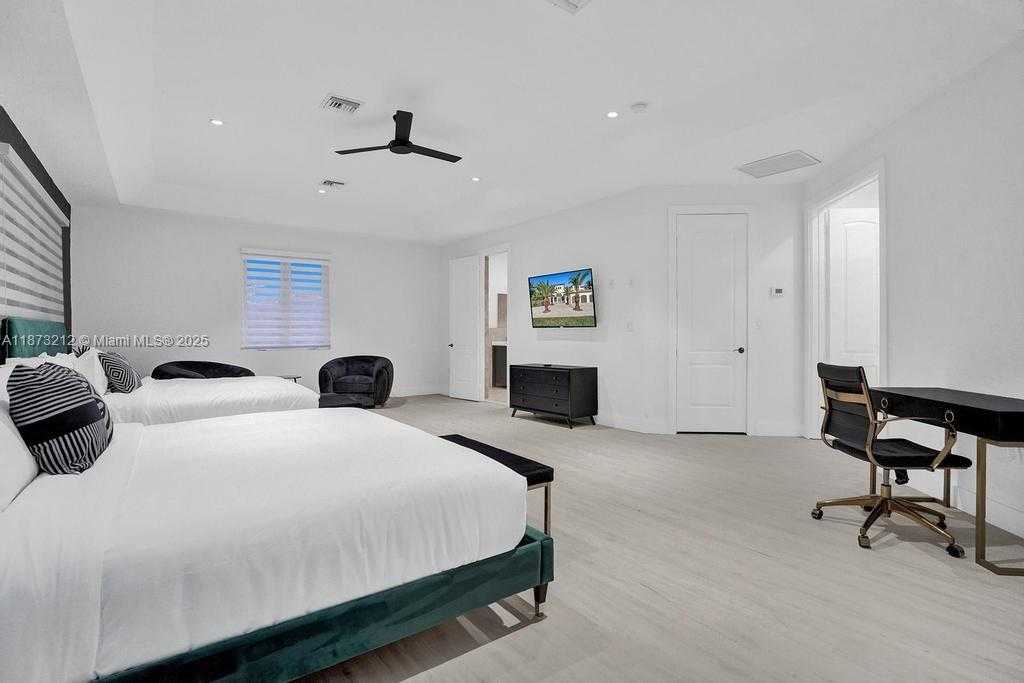 Small Image of 112 NORTH WEST 14TH WAY, Dania Beach Number 71
