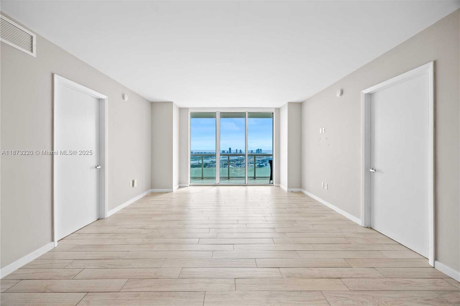 Small Image of 50 BISCAYNE BLVD #4706, Miami Number 11