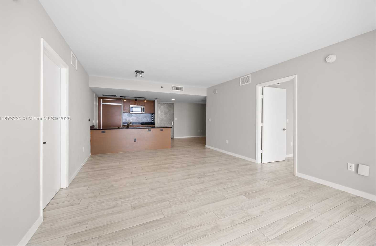 Small Image of 50 BISCAYNE BLVD #4706, Miami Number 12