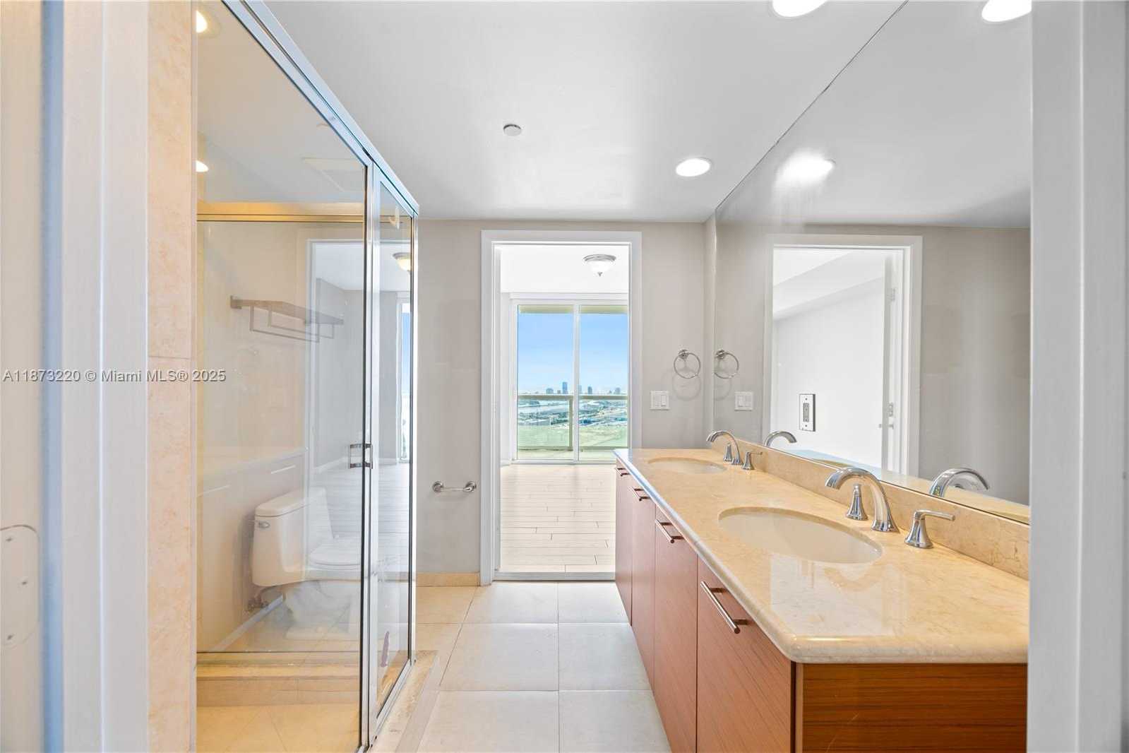 Small Image of 50 BISCAYNE BLVD #4706, Miami Number 13